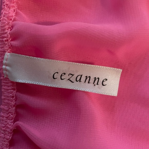 5/$15 Cezanne off shoulder top - Picture 3 of 3